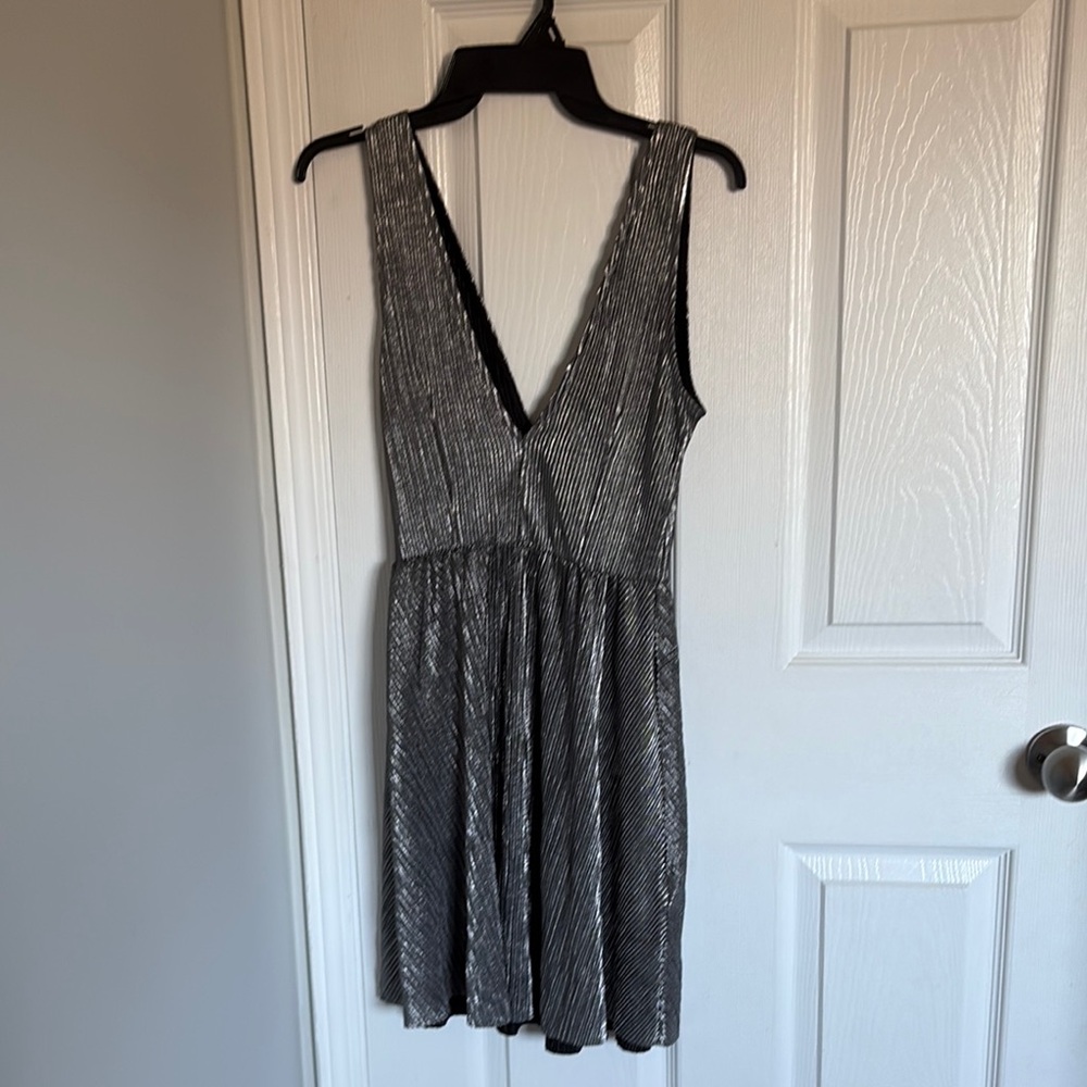 Silver Sleeveless V-Neck Backless Sundress